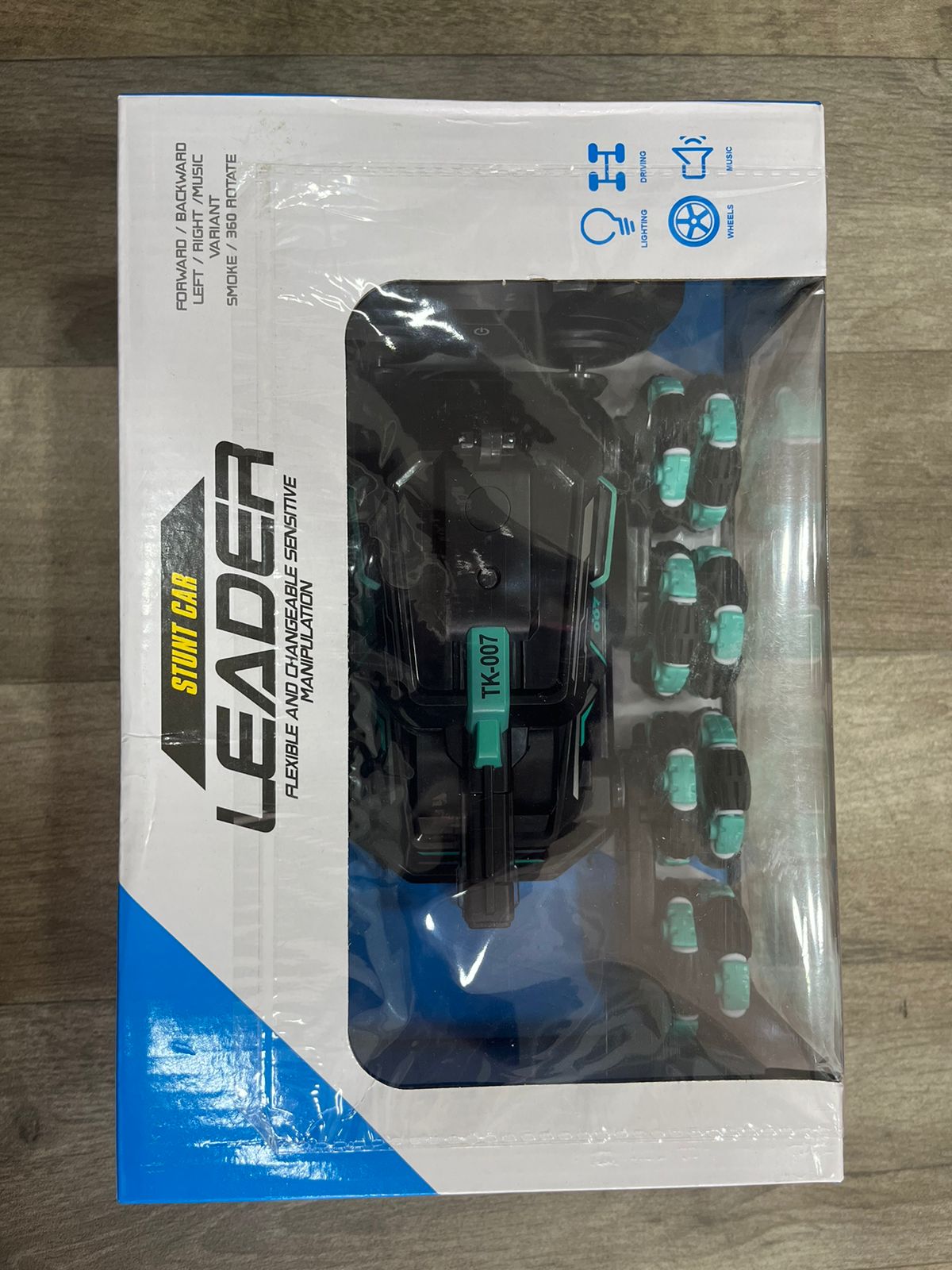 Miniatura 2 de CARRO A CONTROL REMOTO CON MANILLA